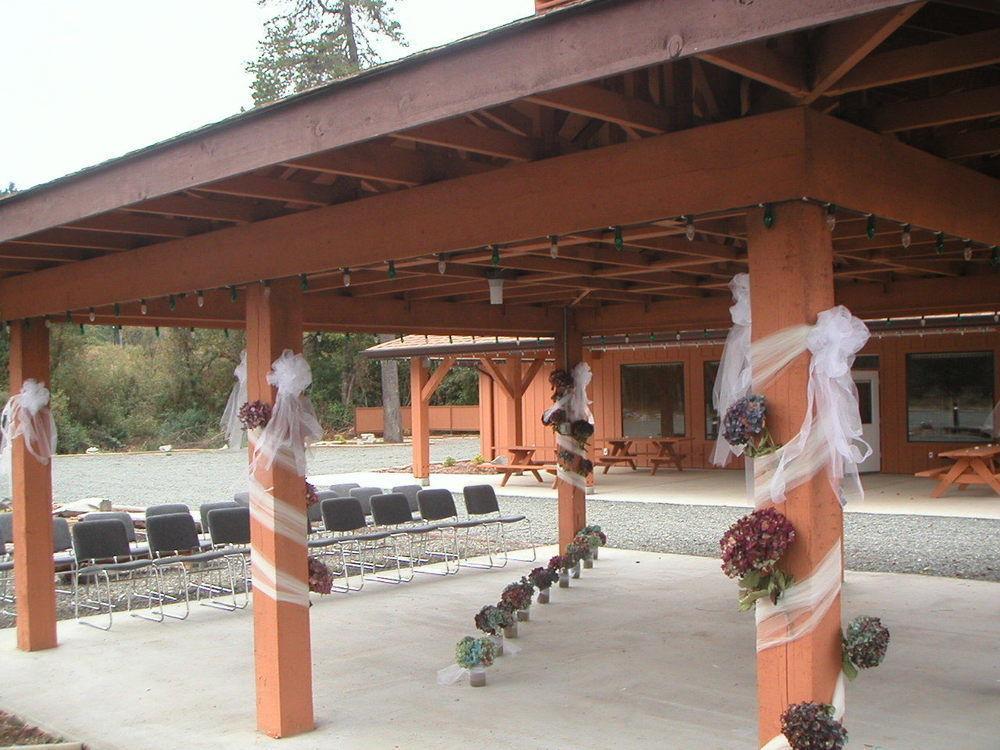 Oyster Bay Resort Campbell River Exterior photo