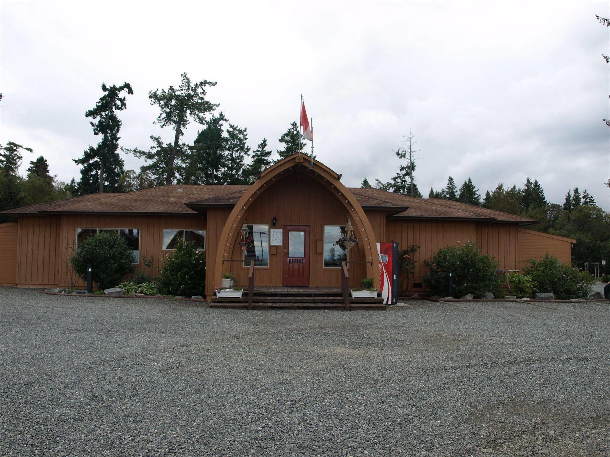 Oyster Bay Resort Campbell River Exterior photo