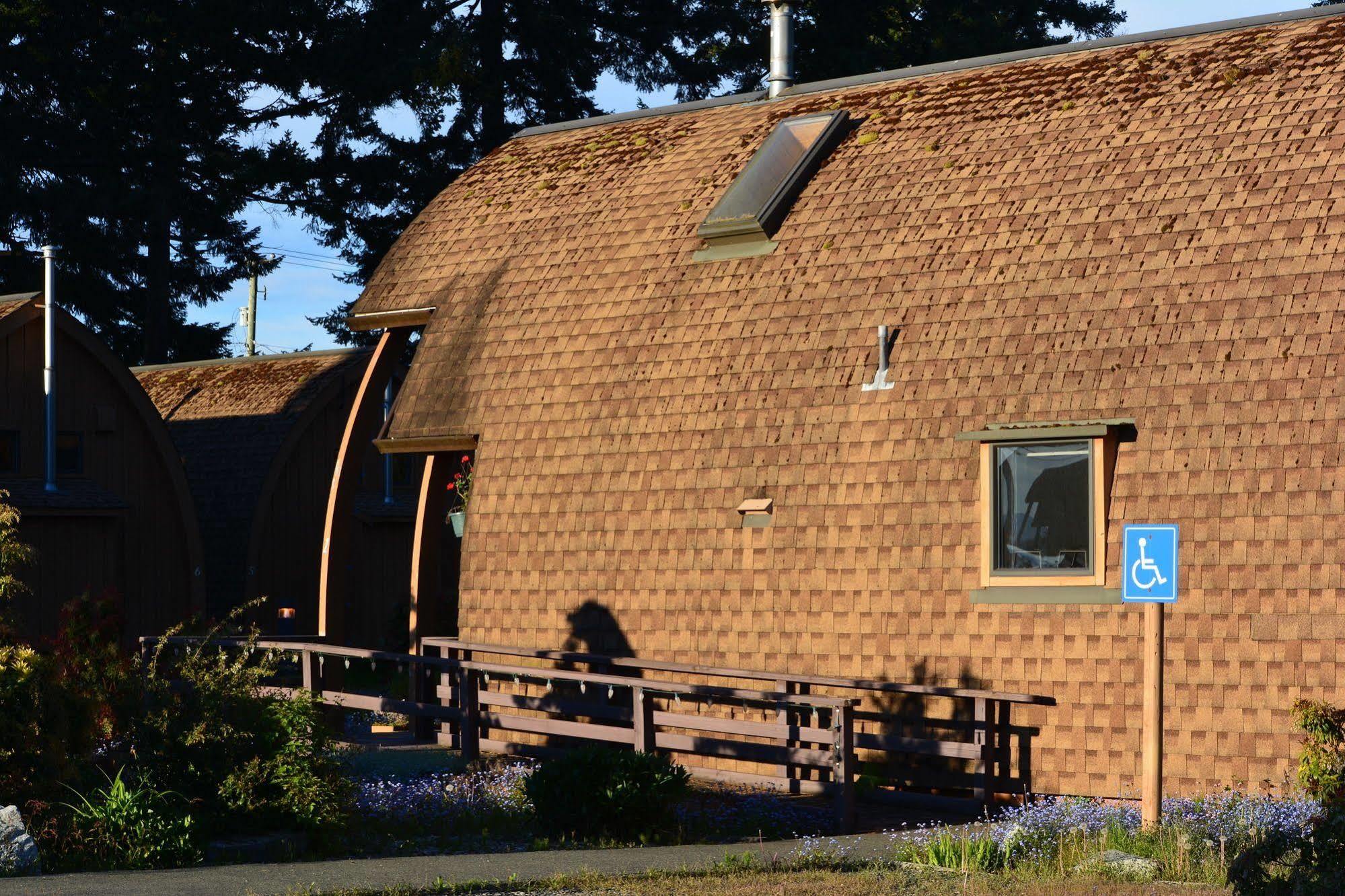 Oyster Bay Resort Campbell River Exterior photo